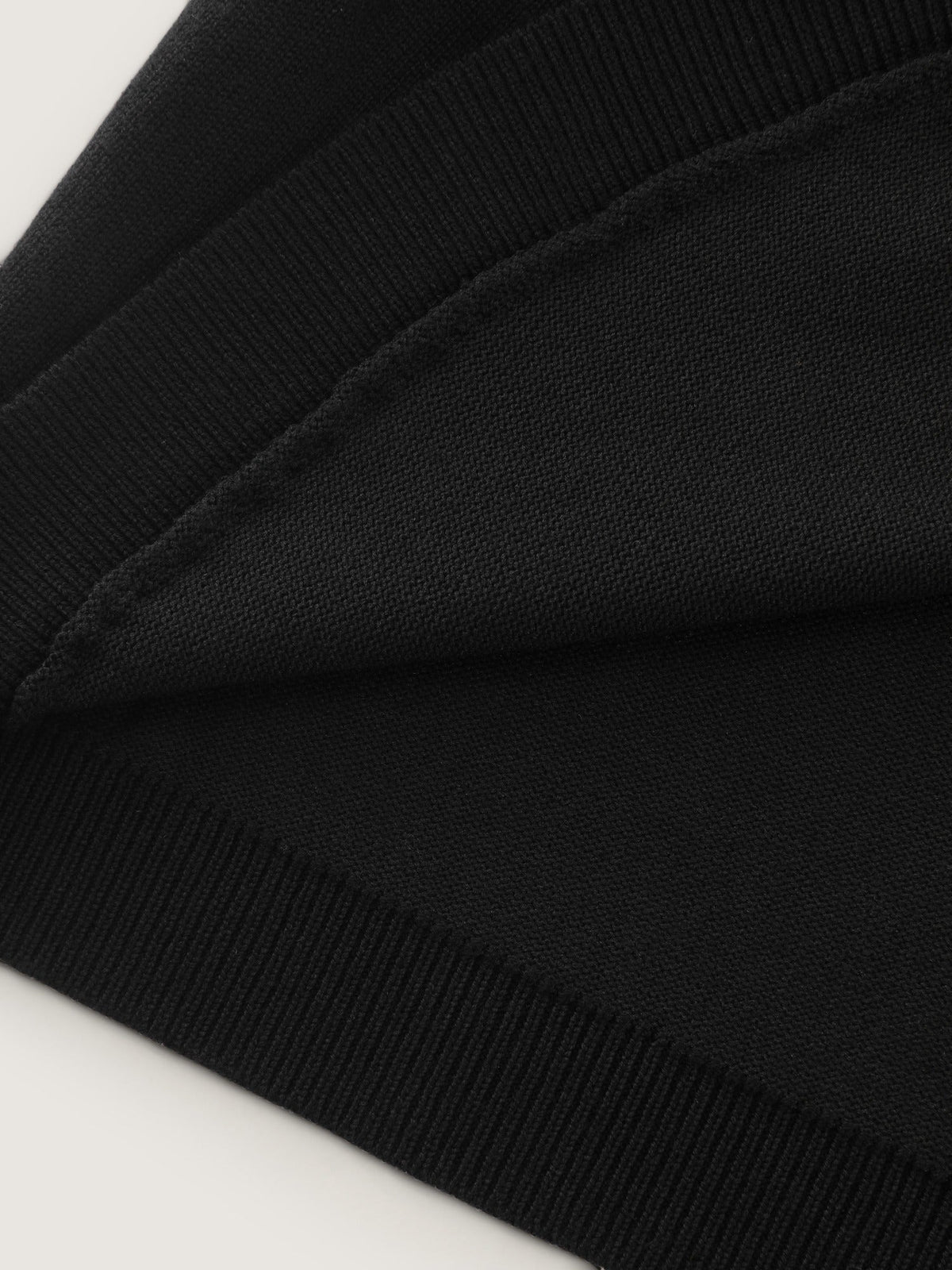 Round Neck One‑Button Cropped Cardigan